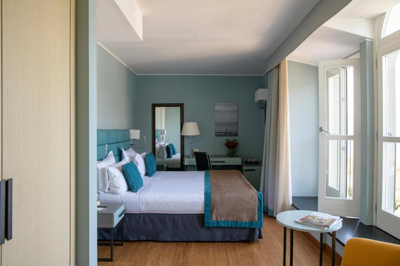 Deluxe Double Room,1618820726:JPEG